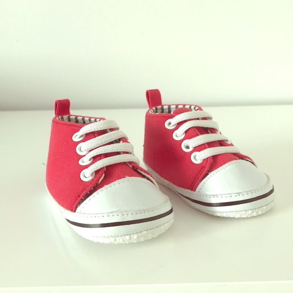 red baby shoes size 3